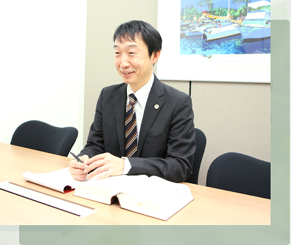 藤岡弁護士